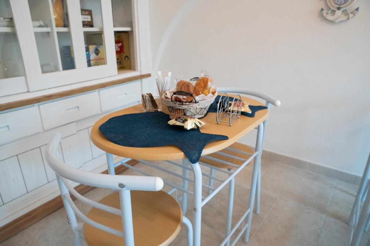 Apartmán Camera Doppia Letti Singoli Senza Finestra Dimora Guerrieri Brindisi Exteriér fotografie